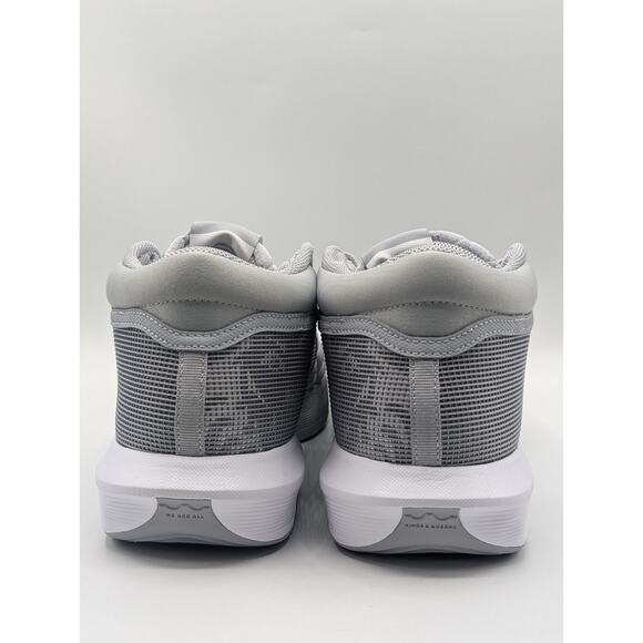 Nike LeBron Witness VIII TB Grey/White Basketball Shoes Men’s Size 11 New In Box